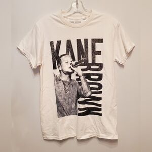220. NWOT - Kane Brown Graphic T-Shirt